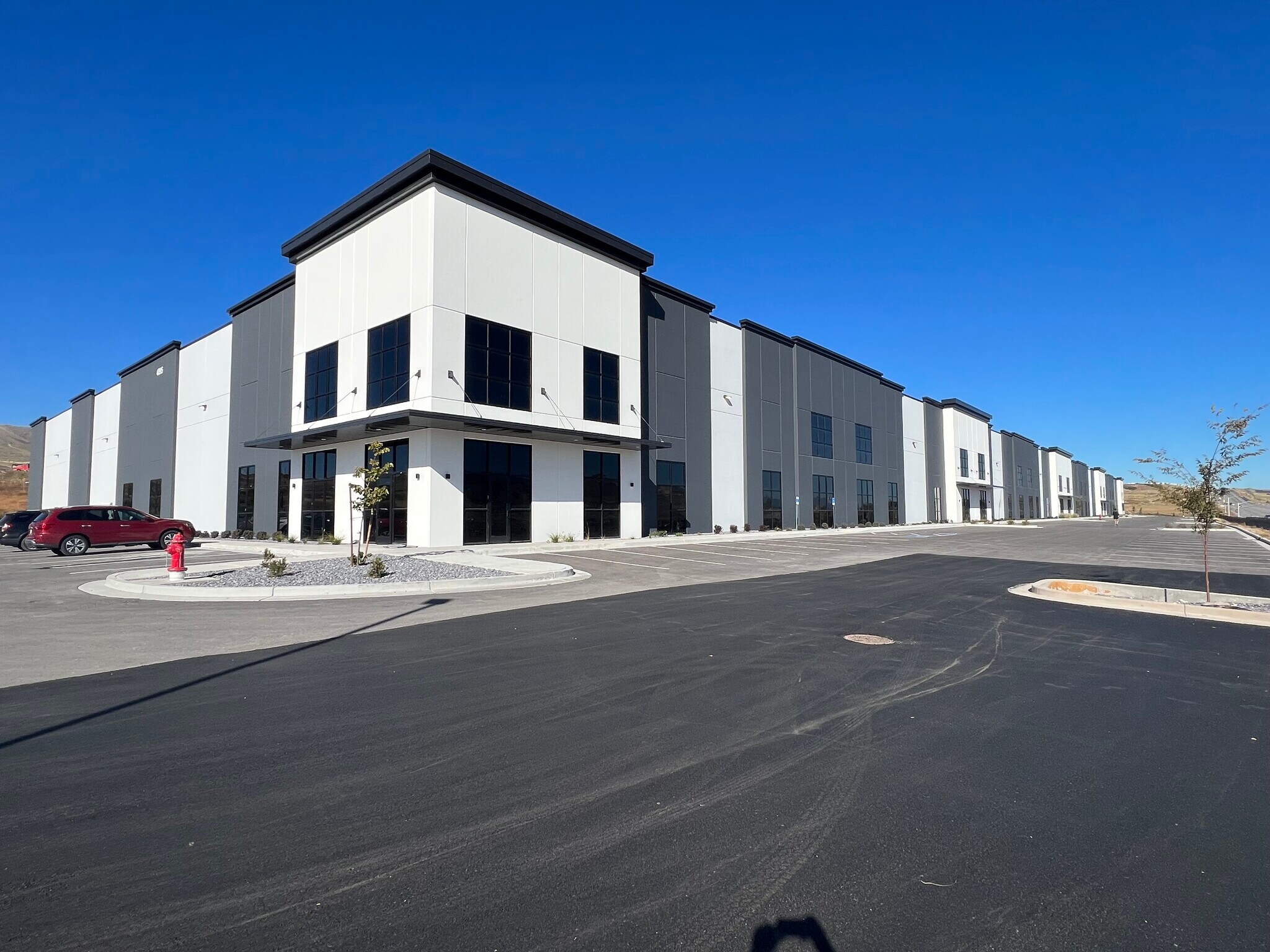 4895 W Hudson Way, Lehi, UT for sale Primary Photo- Image 1 of 1