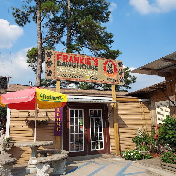 2318 Cedardale Ave, Baton Rouge, LA 70808