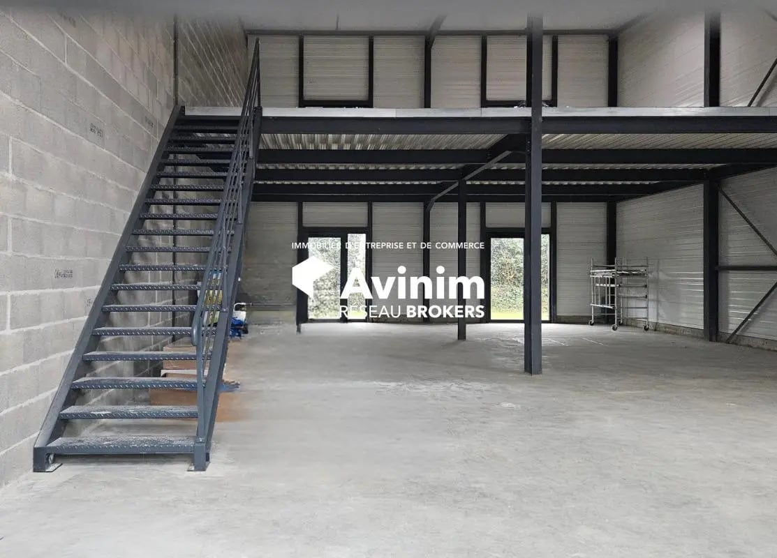 Flex in Trévoux for sale Interior Photo- Image 1 of 1