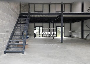 Flex in Trévoux for sale Interior Photo- Image 1 of 1