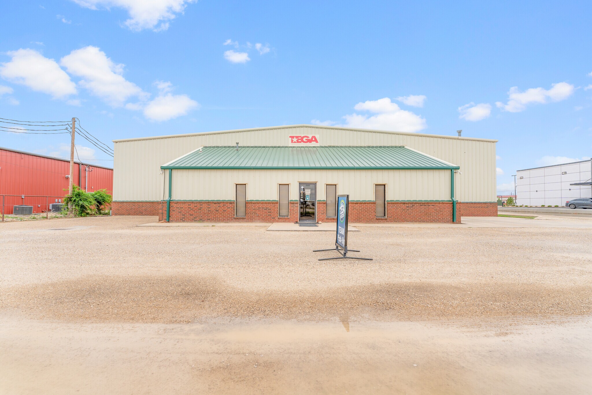 7621 82nd St, Lubbock, TX for sale Building Photo- Image 1 of 1