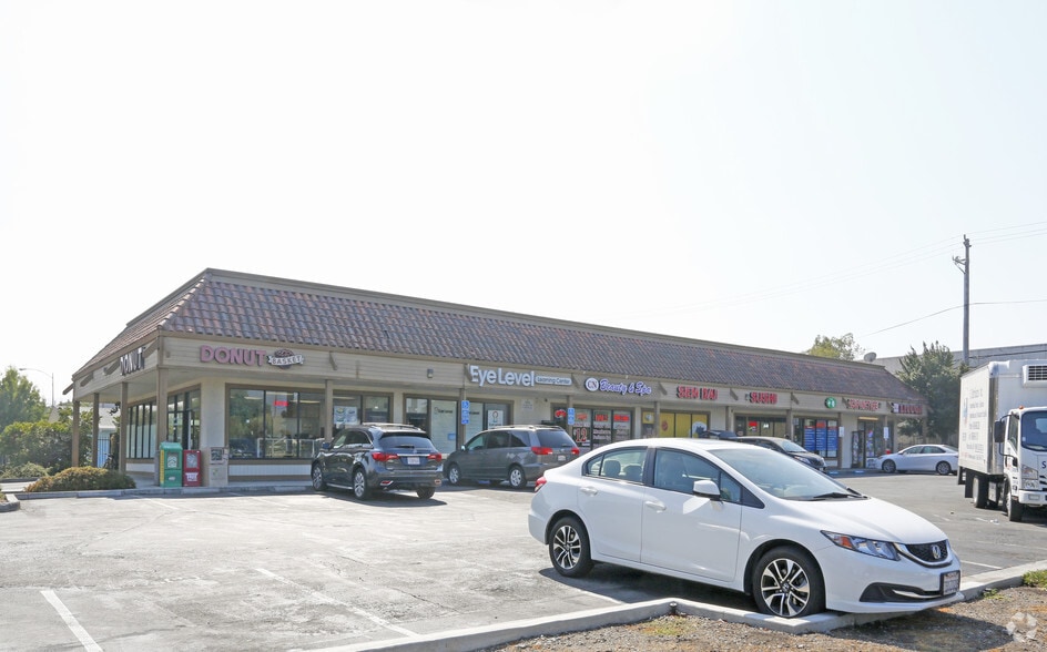 206-242 N Abel St, Milpitas, CA for lease - Primary Photo - Image 1 of 3