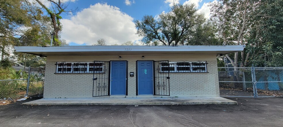 3203 N Nebraska Ave, Tampa, FL for lease - Building Photo - Image 1 of 16