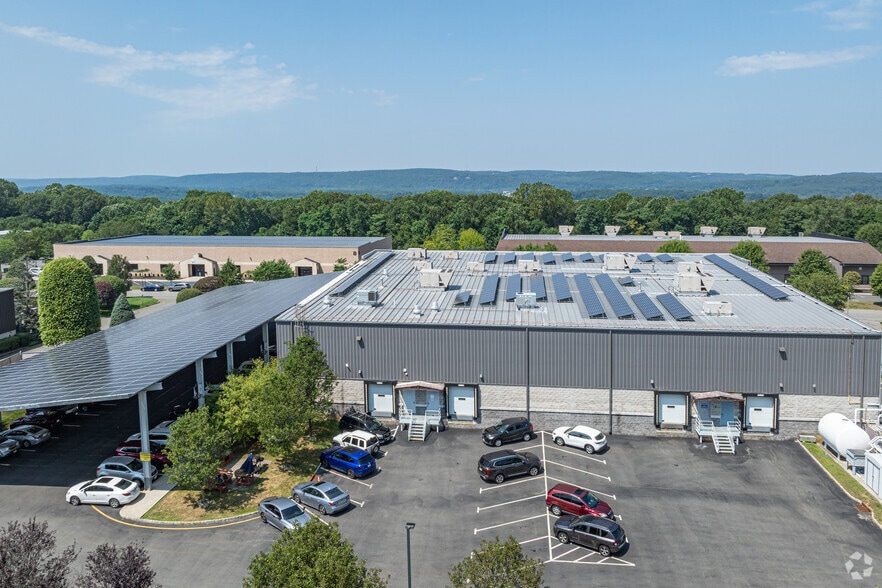 5 Middlebury Blvd, Randolph, NJ for sale - Building Photo - Image 2 of 4