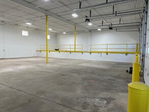 9300 N Crescent Blvd, Pennsauken, NJ for lease Interior Photo- Image 1 of 2