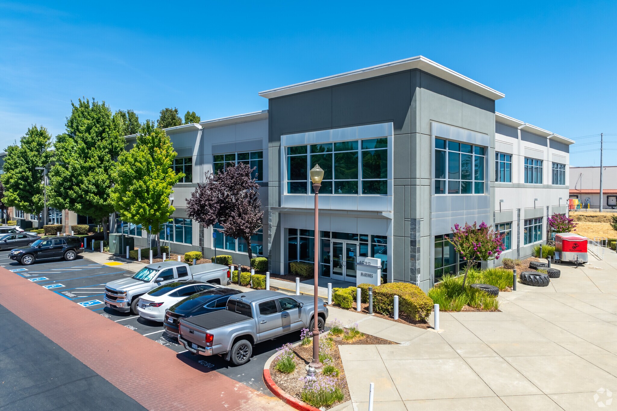 4010 Truxel Rd, Sacramento, CA for lease Building Photo- Image 1 of 16