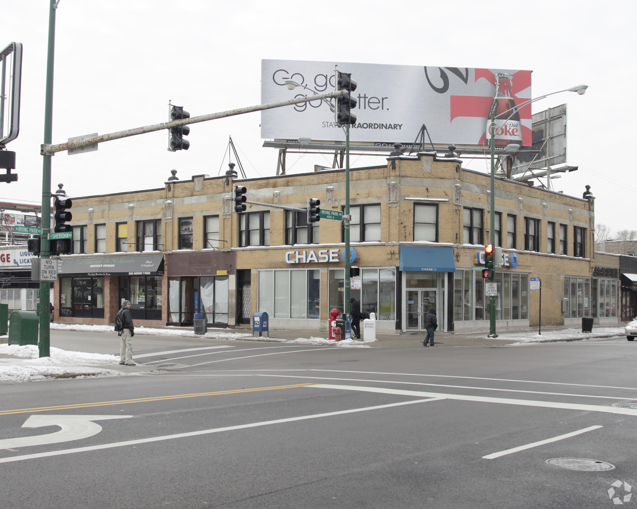 3956 N Sheridan Rd, Chicago, IL for lease Primary Photo- Image 1 of 18