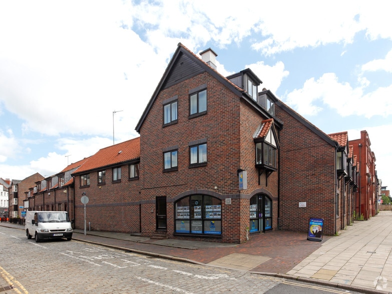 18 Grammar School Yard, Hull for sale - Primary Photo - Image 1 of 1