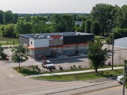 Dunkin Donuts Center - Storefront Property
