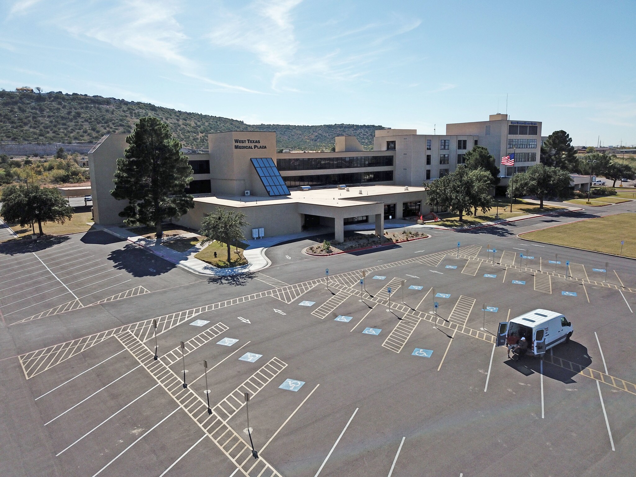 1501 W 11th Pl, Big Spring, TX for sale Primary Photo- Image 1 of 1