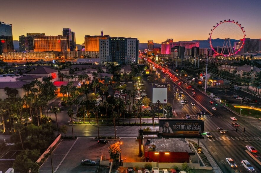 311 E Flamingo Rd, Las Vegas, NV for sale - Building Photo - Image 1 of 29
