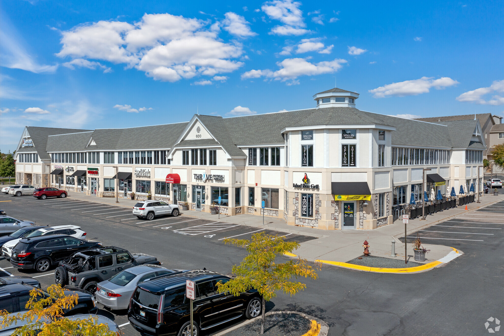 580-600 Market St, Chanhassen, MN for lease Building Photo- Image 1 of 8