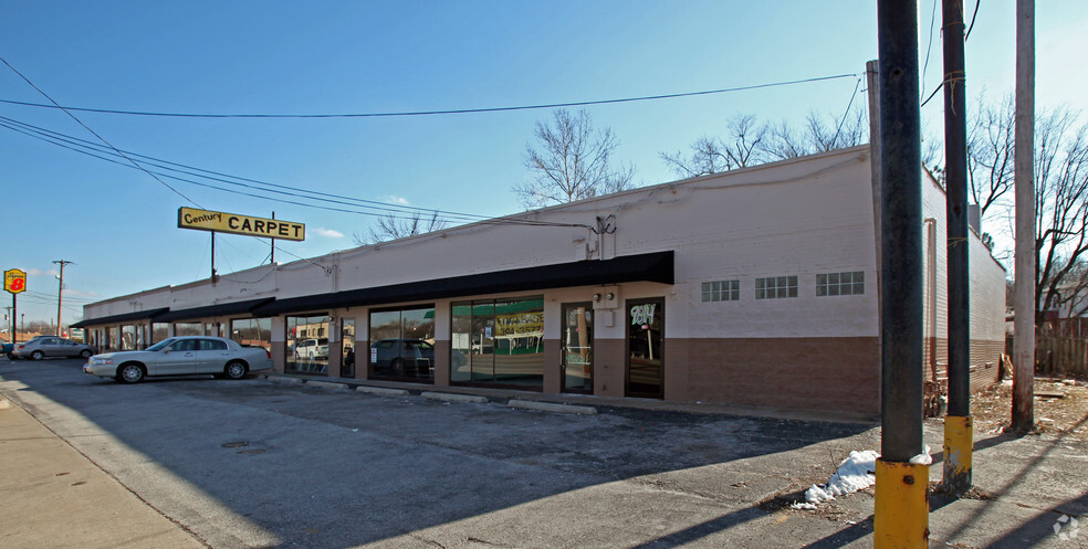 9800-9816 St Charles Rock Rd, Saint Ann, MO for sale - Primary Photo - Image 1 of 1