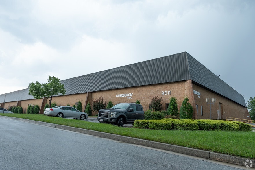 9611 Pulaski Park Dr, Middle River, MD for lease - Primary Photo - Image 1 of 6