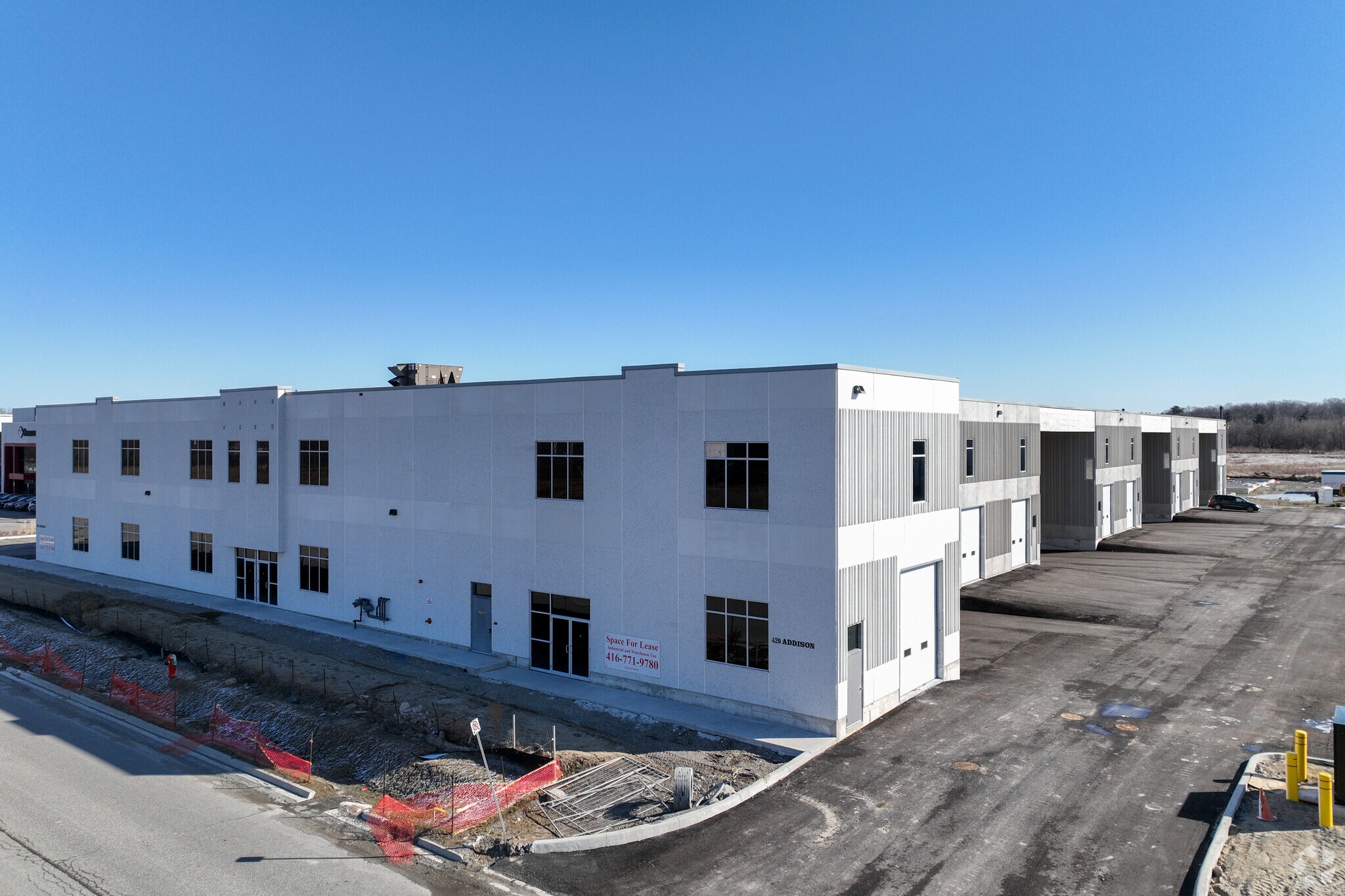 420 Addison Hall Cir, Aurora, ON for sale Primary Photo- Image 1 of 1