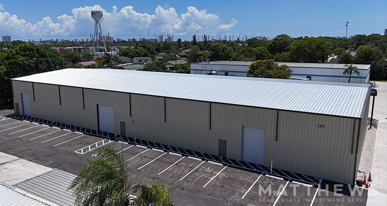 1319 53rd st, Mangonia Park, FL for sale - Building Photo - Image 2 of 3