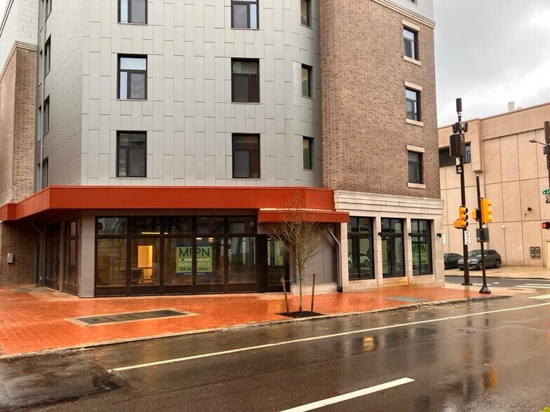 4th & Race St, Philadelphia, PA for lease - Building Photo - Image 2 of 4