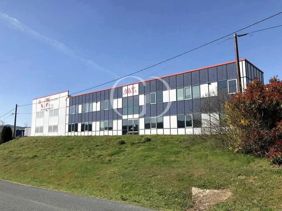 Location Local d'activités 4 335 m² - Photo 1