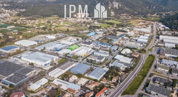 Retail in Aubagne for lease - Aerial - Image 2 of 5