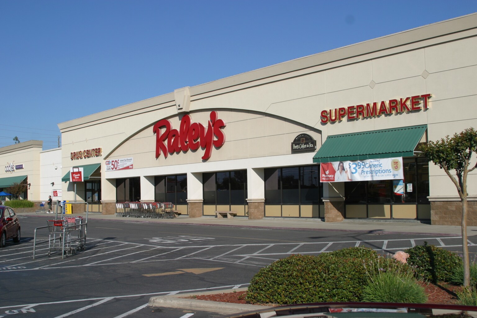 3430 Tully Rd, Modesto, CA 95350 Tully Manor Shopping Center