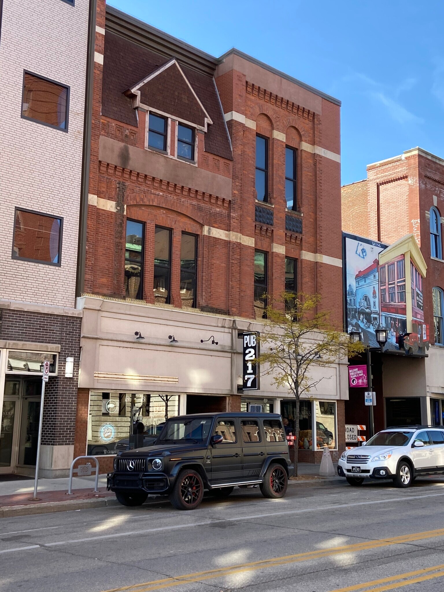 217 3rd St SE, Cedar Rapids, IA for sale Building Photo- Image 1 of 1