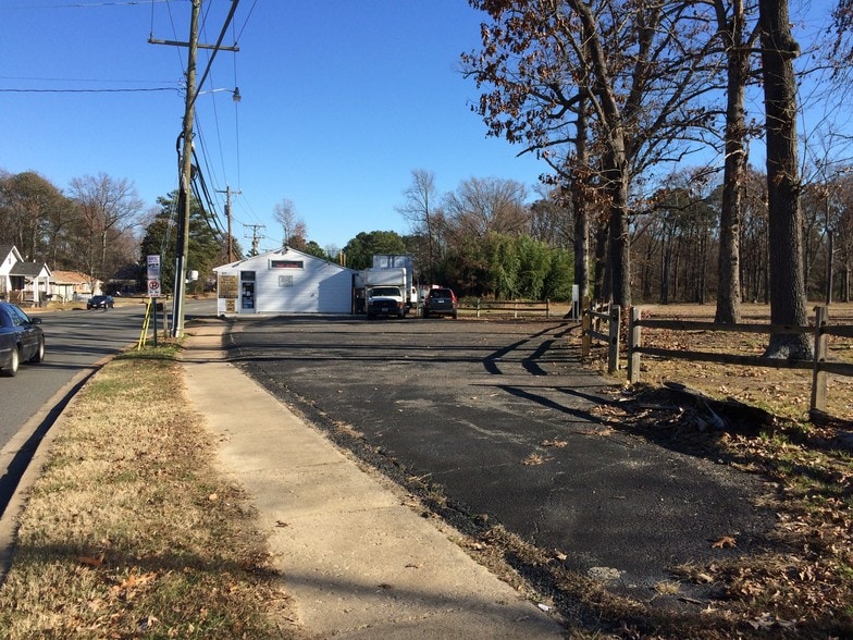 833-837 Azalea Ave, Richmond, VA for sale - Building Photo - Image 3 of 9