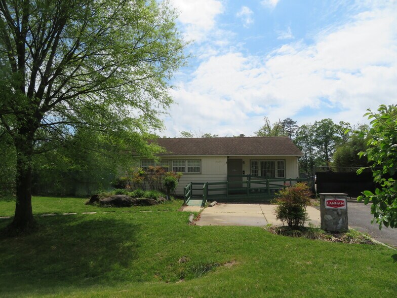 9607 Annapolis Rd, Lanham, MD for lease - Building Photo - Image 2 of 28