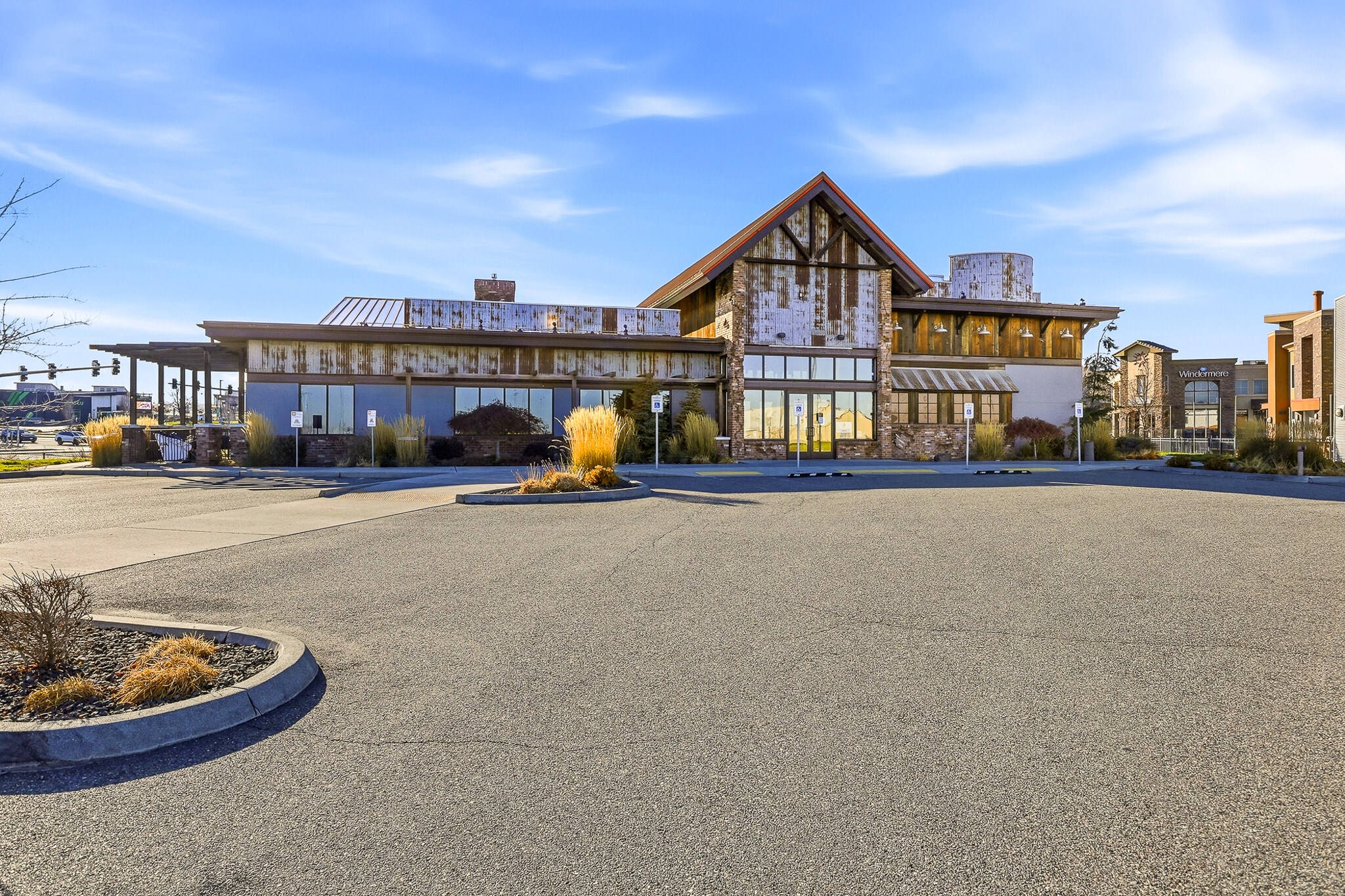 4862 W Hildebrand Blvd, Kennewick, WA for lease Building Photo- Image 1 of 16