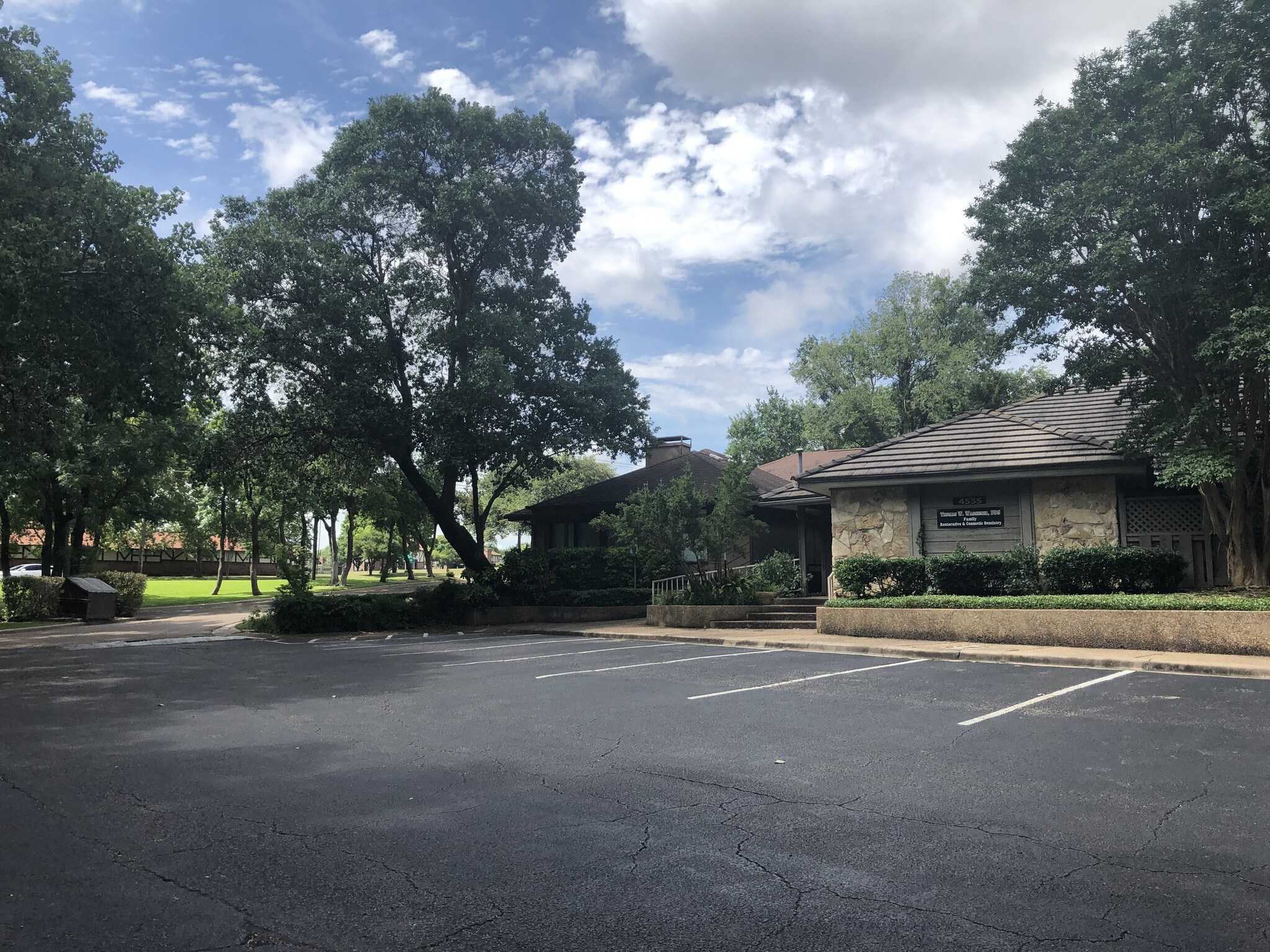 4529 Lake Shore Dr, Waco, TX for sale Building Photo- Image 1 of 1