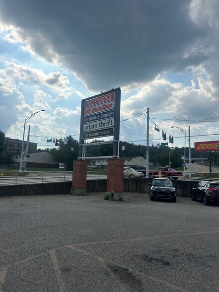 206 N 7th St, Steubenville, OH for lease - Building Photo - Image 3 of 5