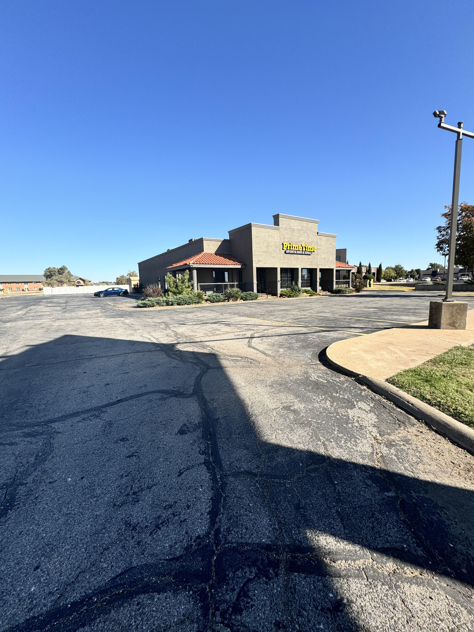 3710 W Owen K Garriott Rd, Enid, OK for lease Building Photo- Image 1 of 42