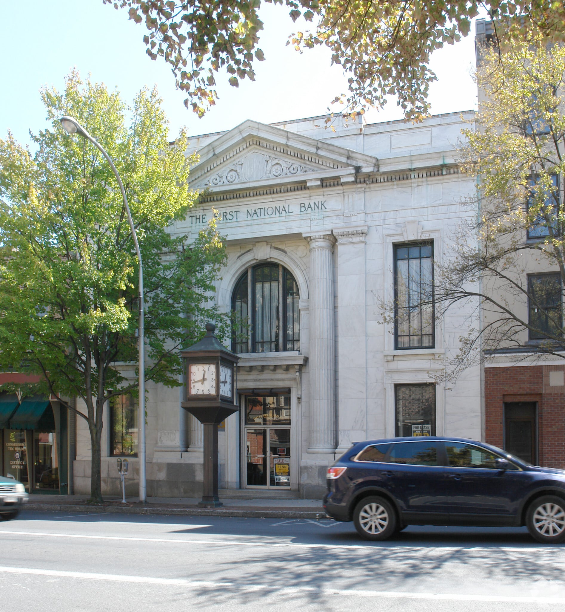 760 Cumberland St portfolio of 2 properties for sale on LoopNet.com Primary Photo- Image 1 of 3