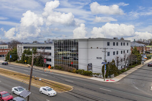 Fair Lawn Office Center - Parking Garage