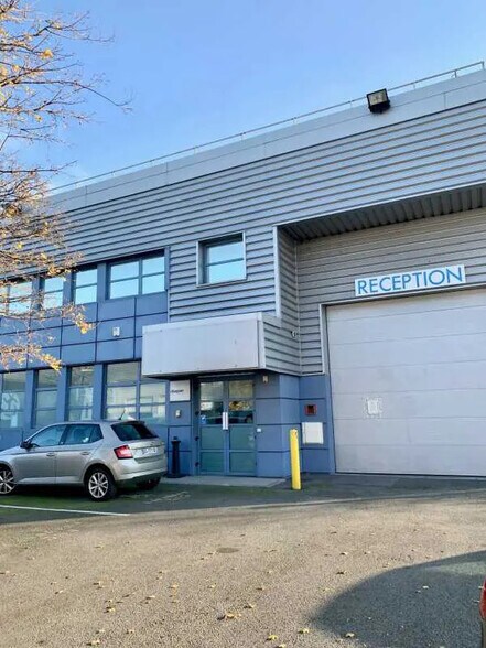 75/79 Rue Rateau, La Courneuve for lease - Building Photo - Image 3 of 6