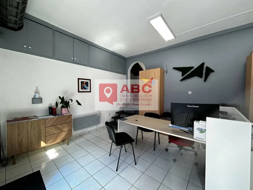 Office in Perpignan for sale Interior Photo- Image 1 of 8
