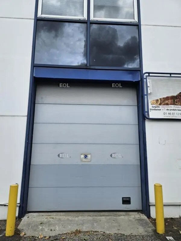 Flex in Vitry-sur-Seine for lease Building Photo- Image 1 of 9