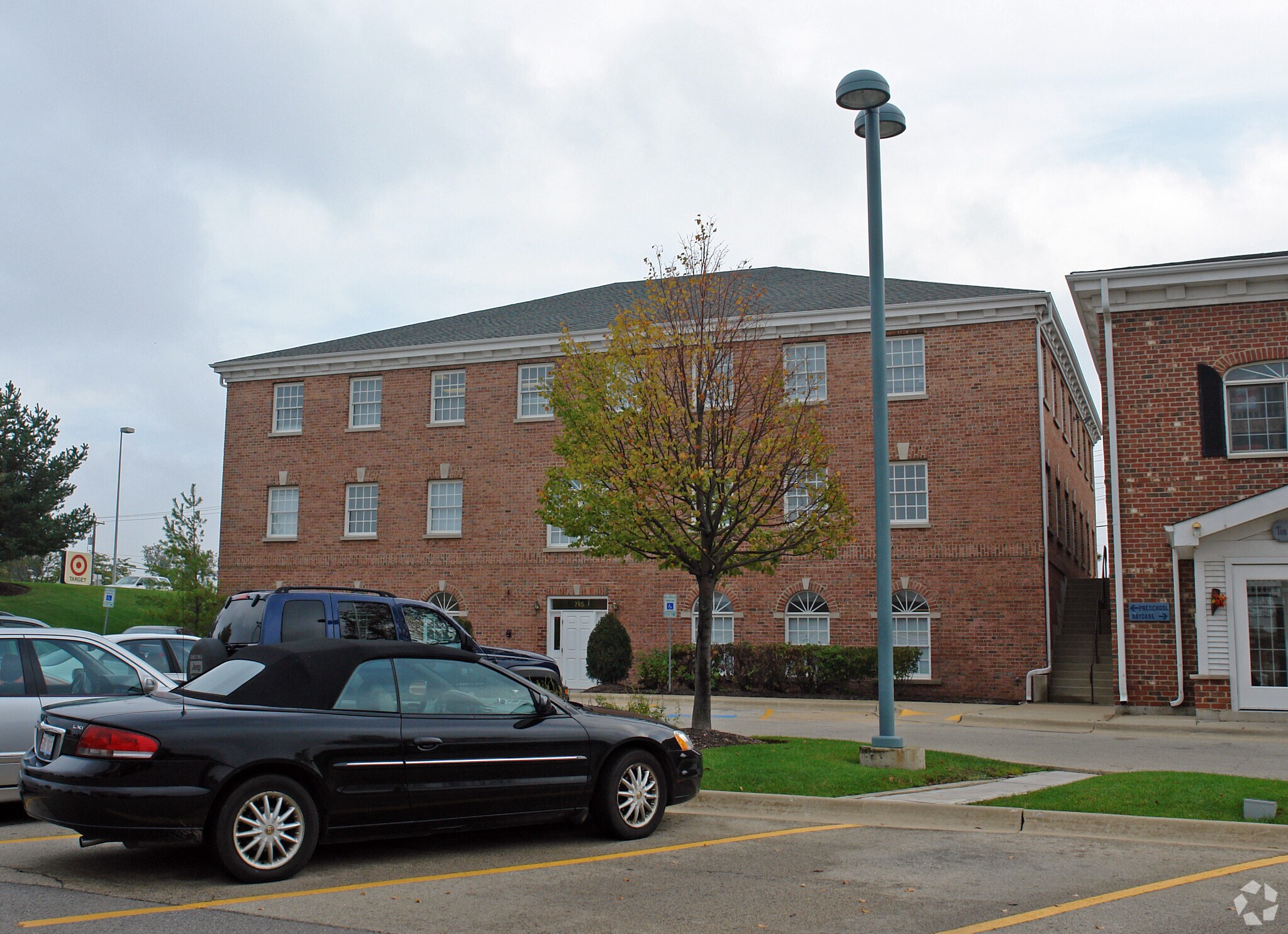 715 Ela Rd, Lake Zurich, IL for lease Primary Photo- Image 1 of 14