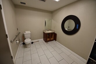1211 Tech Blvd, Tampa, FL for lease Interior Photo- Image 1 of 6