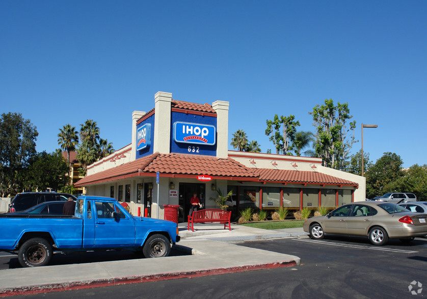 632 Sycamore Ave, Vista, CA for lease - Building Photo - Image 1 of 5