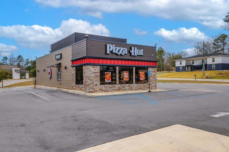 826 E Lee St, Enterprise, AL for sale - Primary Photo - Image 1 of 1