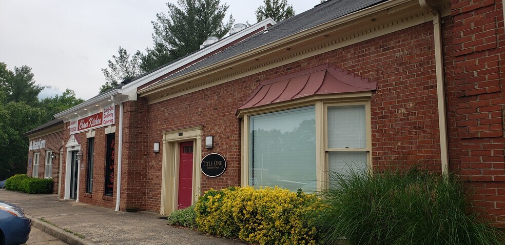 2240D Gallows Rd, Vienna, VA for lease - Building Photo - Image 2 of 2