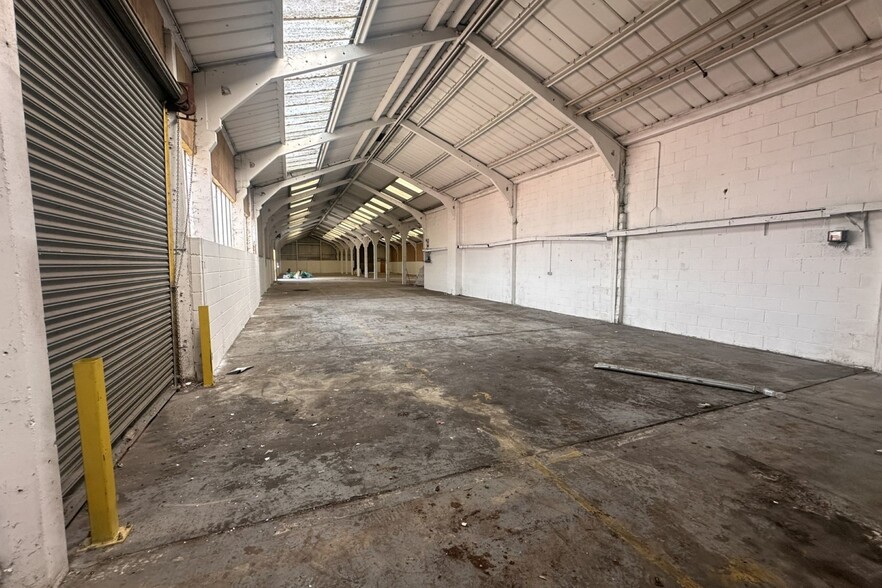 Jetty Rd, Rochester for lease - Interior Photo - Image 3 of 3