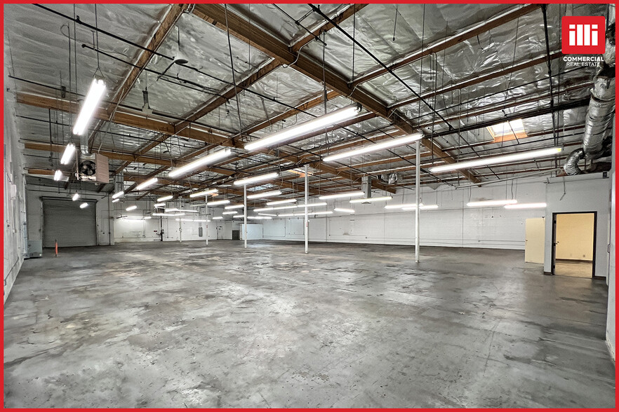 24773 Avenue Rockefeller, Valencia, CA for lease - Building Photo - Image 1 of 7