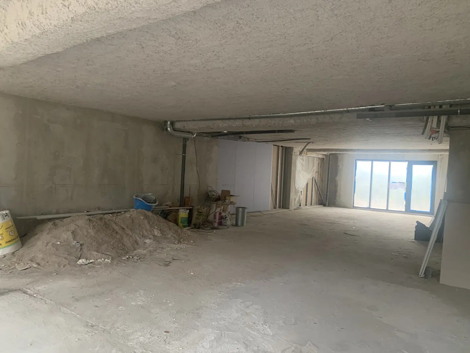 342 Route De La Cadiere, Saint-Cyr-sur-Mer for sale Interior Photo- Image 1 of 5