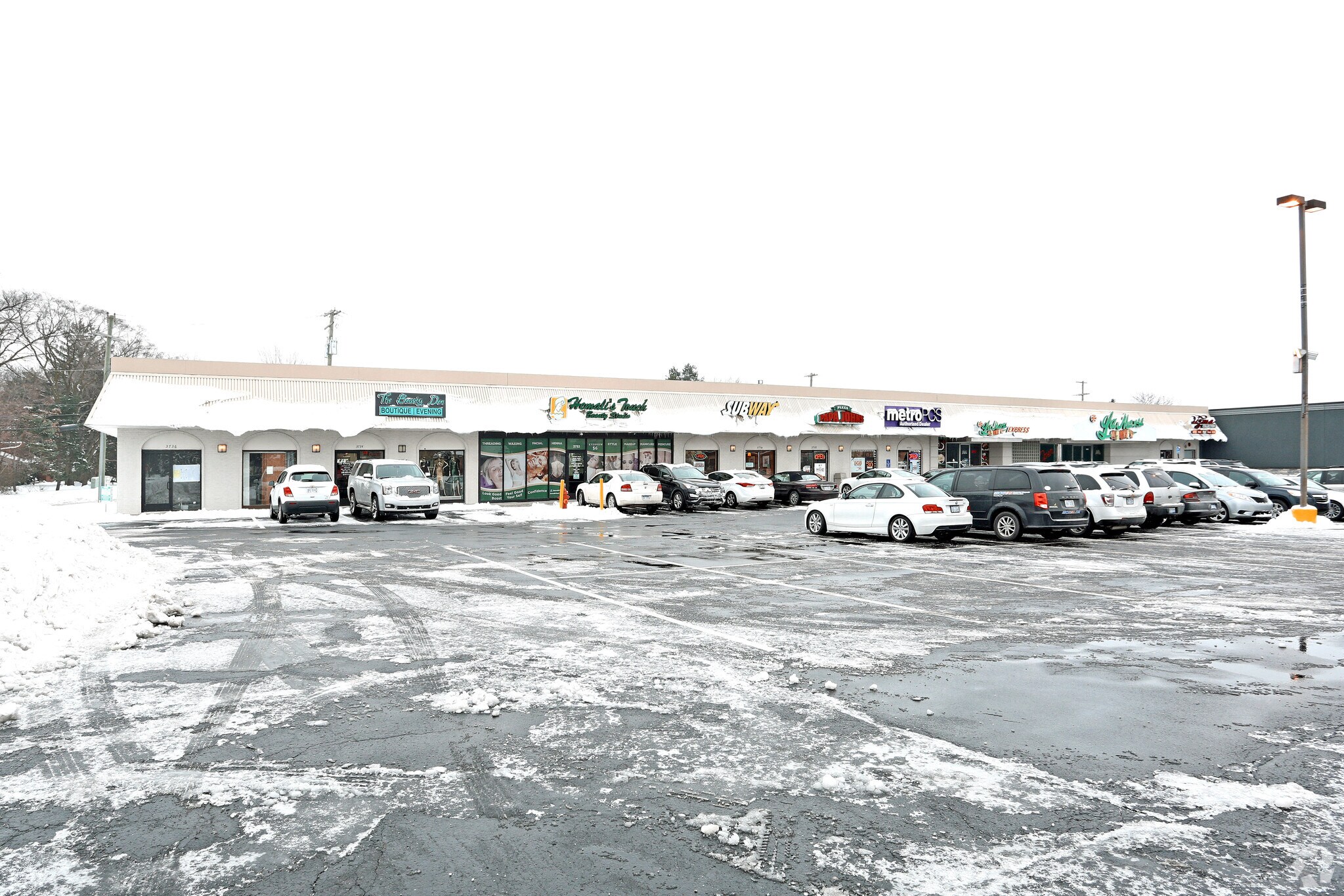 3718-3736 Rochester Rd, Troy, MI for sale Primary Photo- Image 1 of 1