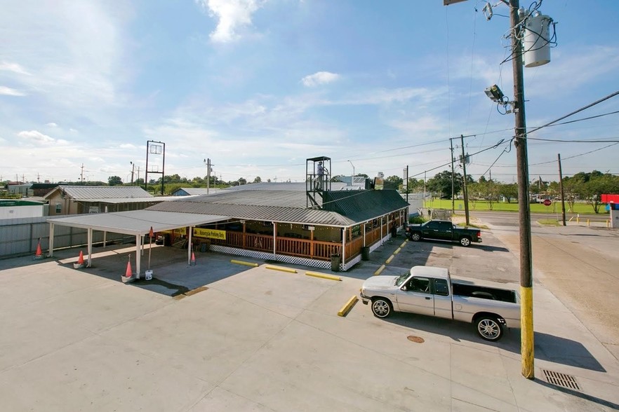 321 Laroussini St, Westwego, LA for sale - Primary Photo - Image 1 of 17