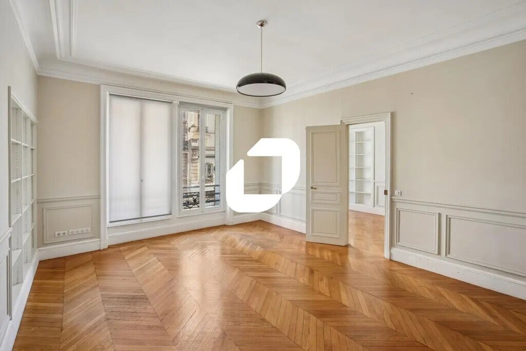 Location Bureaux 244 m² - Photo 1