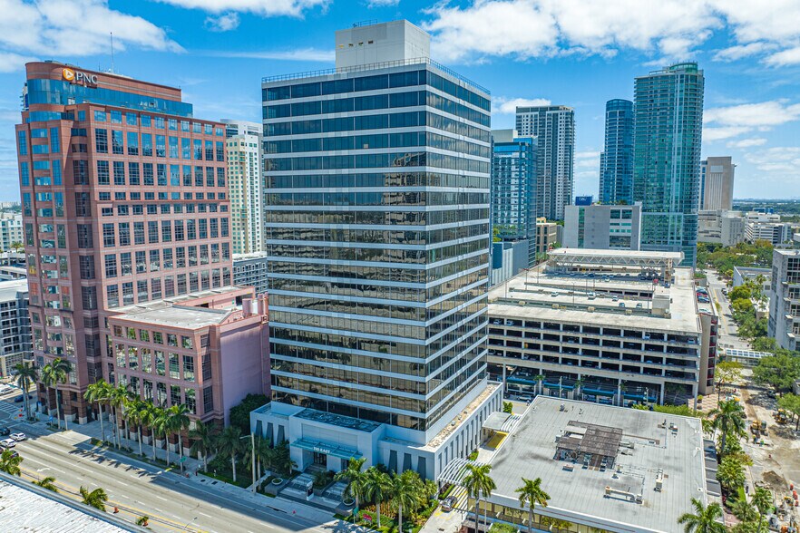 110 E Broward Blvd, Fort Lauderdale, FL for lease - Building Photo - Image 1 of 1