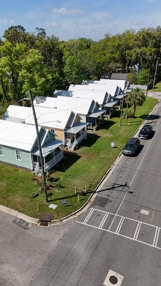 The Lovers Oak Cottages portfolio of 6 properties for sale on LoopNet.com - Aerial - Image 3 of 35