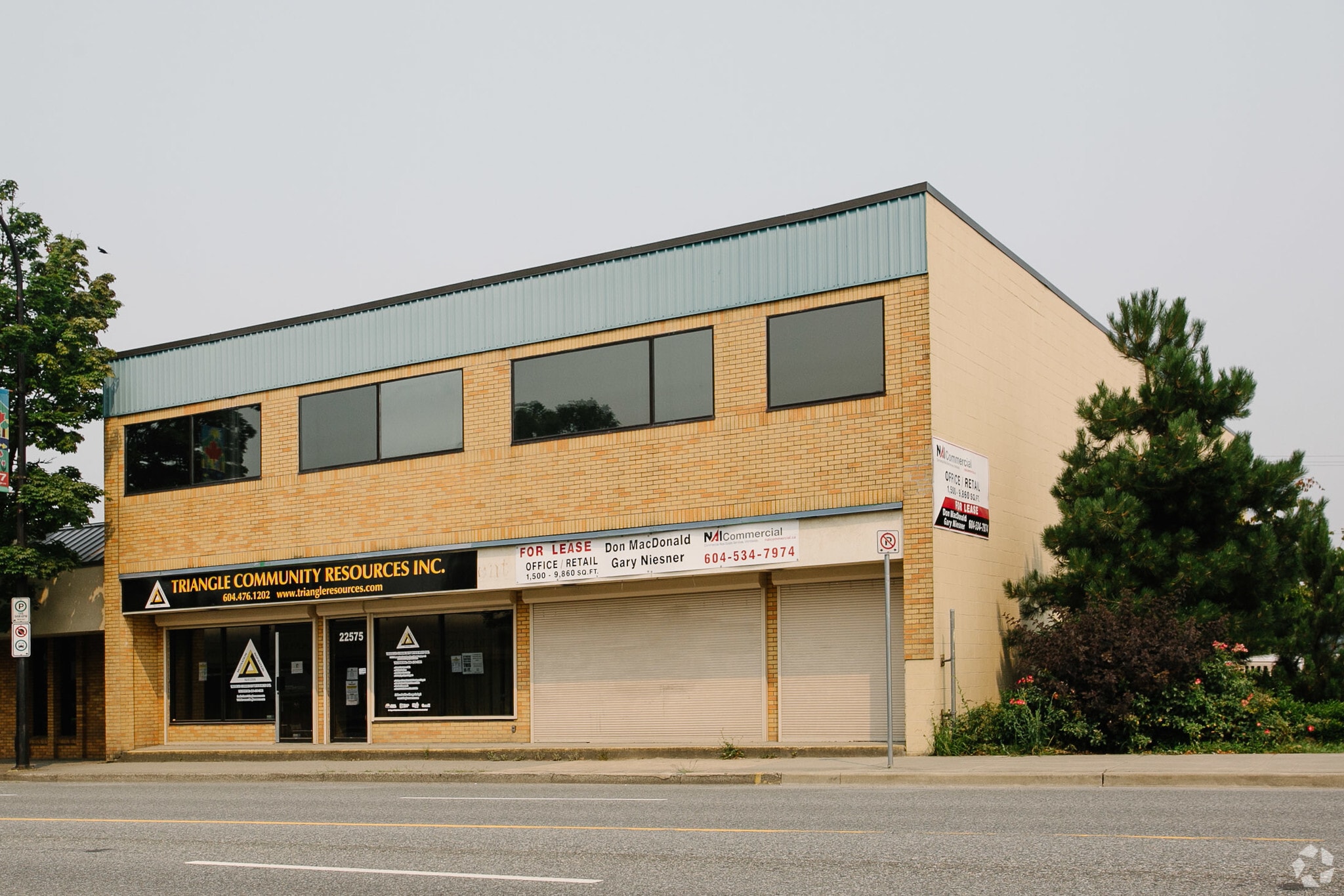 22575 Lougheed Hwy, Maple Ridge, BC for lease Building Photo- Image 1 of 8